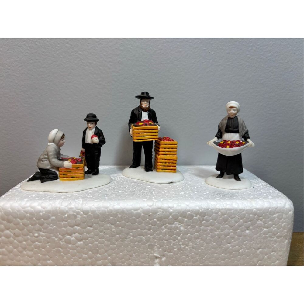 Department 56 Heritage Village Collection Amish Family Mini Figurines